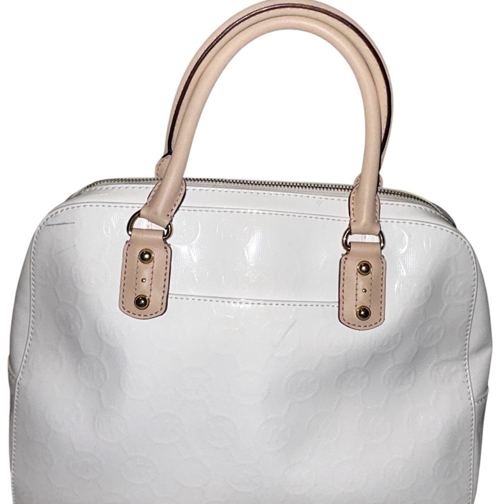 Pre loved Michael Kors patent Cindy dome satchel - Picture 2 of 10